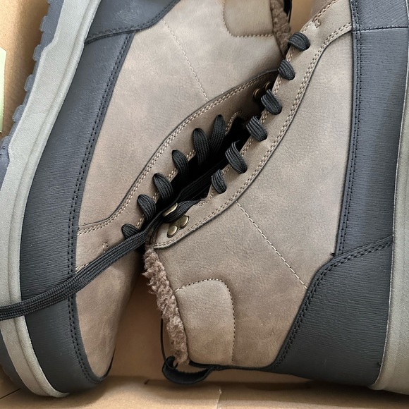 Weatherproof Men's Logjam Memory Foam Sneaker Boot Brown  Size 10 NIB - Picture 6 of 8